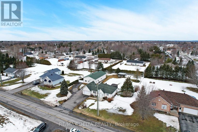29454930/2031-devine-road/vars-village/ottawa/ontario/K0A3H0_38