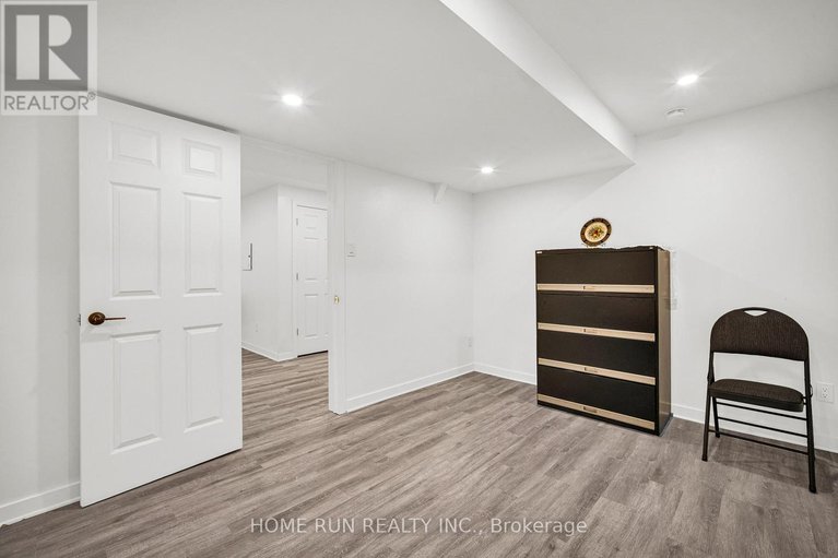 29605284/106-portrush-avenue/longfields/ottawa/ontario/K2J5J2_38