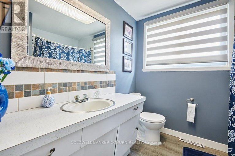 29564616/56-meikle-street/morrisburg/south-dundas/ontario/K0C1X0_23