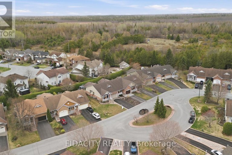 29673892/31-sable-run-drive/stittsville-central/ottawa/ontario/K2S1W8_38