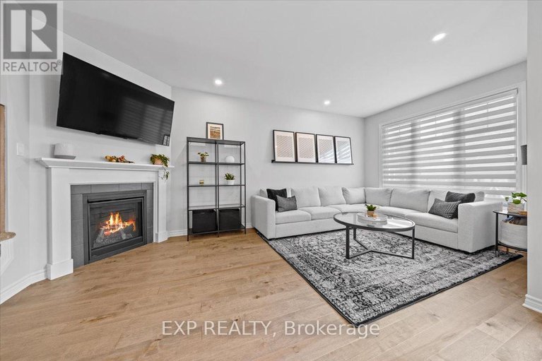 28491066/42-jardiniere-street/remainder-of-stittsville-area/ottawa/ontario/K2S2K3_11