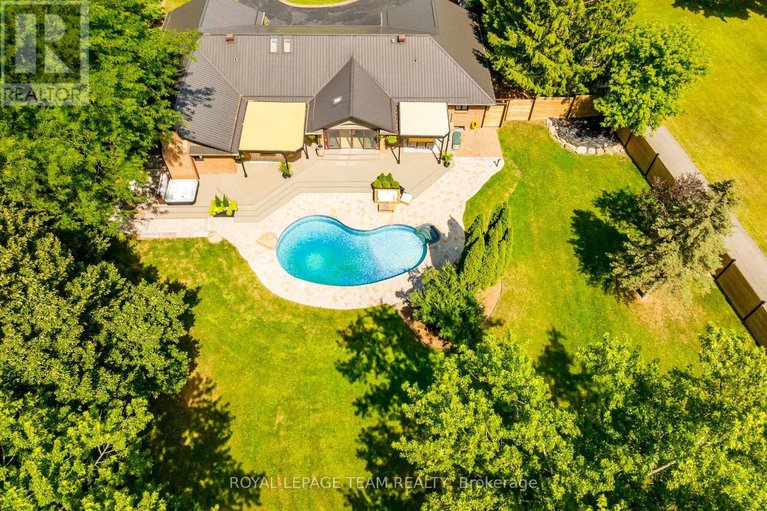 28666858/1216a-river-road/manotick-east-to-manotick-station/ottawa/ontario/K4M1B4_3