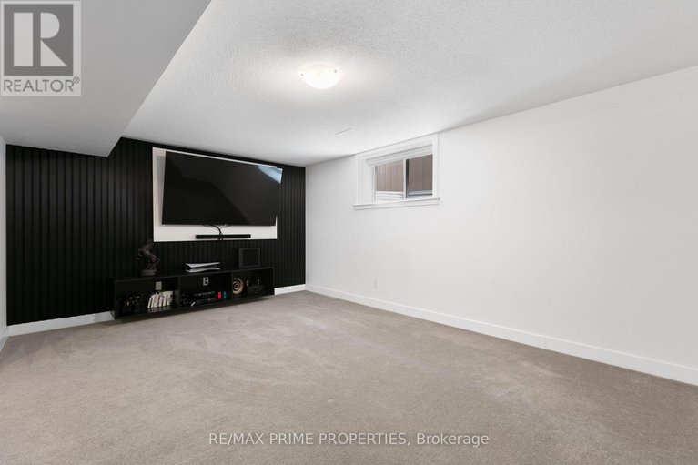 28820804/249-fountainhead-drive/mer-bleuebradley-estatesanderson-park/ottawa/ontario/K1W0H4_40