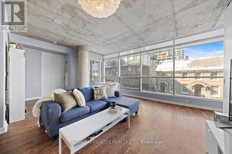 28155411/201-180-york-street/lower-townbyward-market/ottawa/ontario/K1N1J6_16