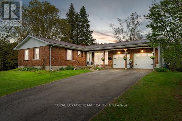 28998982/2915-county-rd-20-road/north-grenville-twp-kemptville-south/north-grenville/ontario/K0G1J0_1
