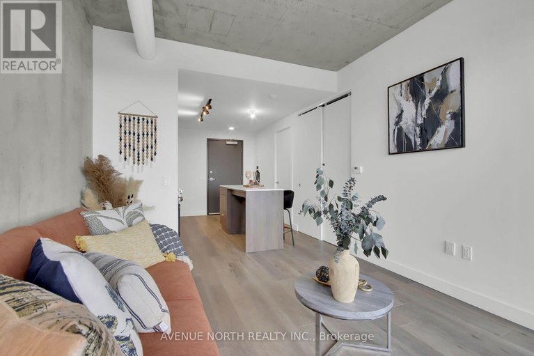 28860278/809-10-james-street/ottawa-centre/ottawa/ontario/K2P1T2_17