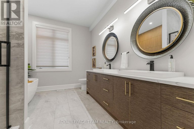 29539782/7125-still-meadow-way/greely/ottawa/ontario/K4P1B8_25