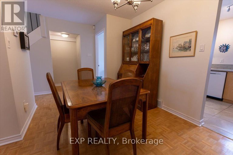 28487090/422-kintyre-private/carleton-square/ottawa/ontario/K2C3M7_9
