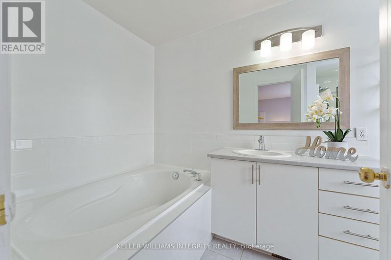 28147144/58-sheppards-glen-avenue/emerald-meadowstrailwest/ottawa/ontario/K2M2M9_18