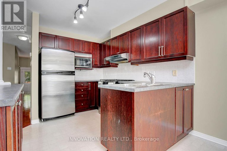28994209/5-ipswich-terrace/morgans-grantsouth-march/ottawa/ontario/K2K3K4_10
