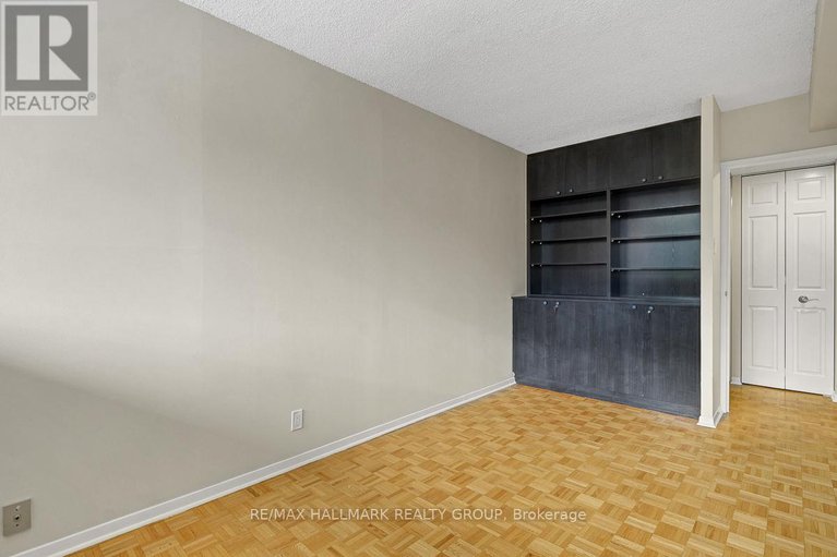 29425876/105-505-st-laurent-boulevard/viscount-alexander-park/ottawa/ontario/K1K3X4_28