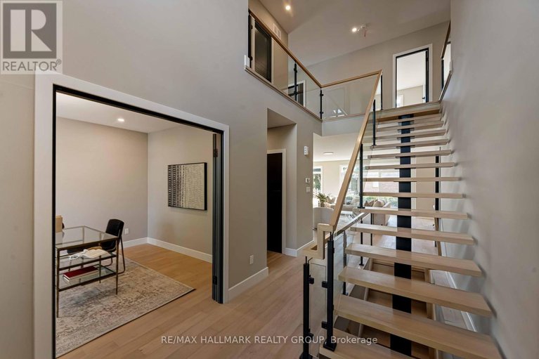 28546575/110-theberge-private/meadowlandsst-claire-gardens/ottawa/ontario/K2G4T1_3