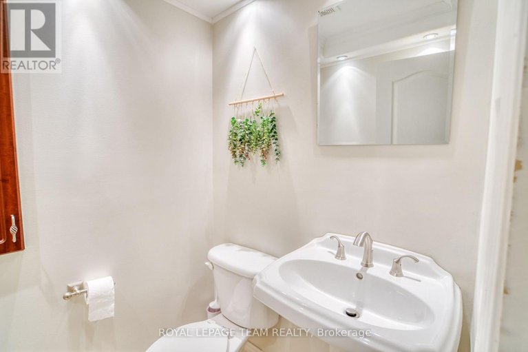 29497051/171-mcclintock-way/katimavik/ottawa/ontario/K2L2A5_25