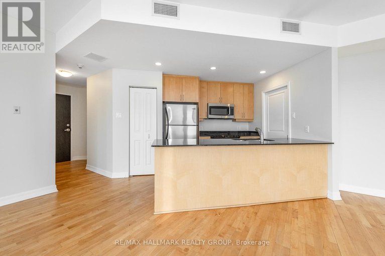 29542999/702-1227-wellington-street-w/ottawa-west/ottawa/ontario/K1Y0G7_8