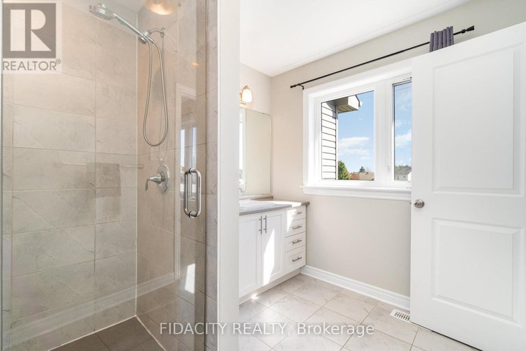 28939725/508-bulat-court/stittsville-north/ottawa/ontario/K2S0X6_18