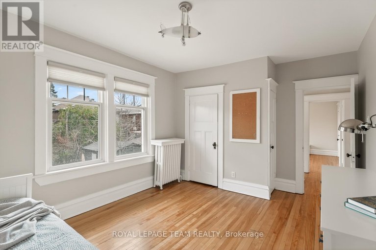 29651781/318-clemow-avenue/glebe/ottawa/ontario/K1S2B8_14