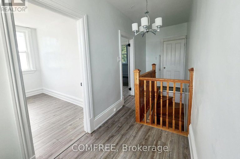 28368285/274-bell-street-s/west-centre-town/ottawa/ontario/K1S4J8_10