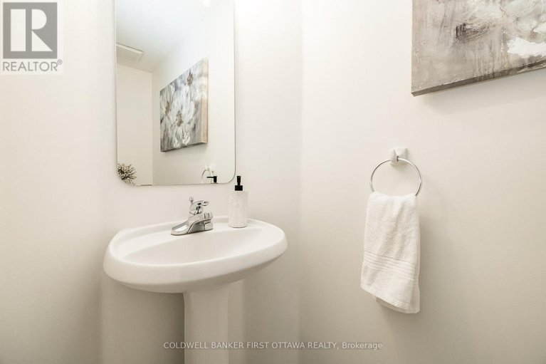 28891694/14-vistapointe-drive/barrhaven-east/ottawa/ontario/K2G6N5_21