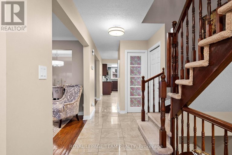 29614827/152-hunterswood-crescent/hunt-club-park/ottawa/ontario/K1G5W1_6