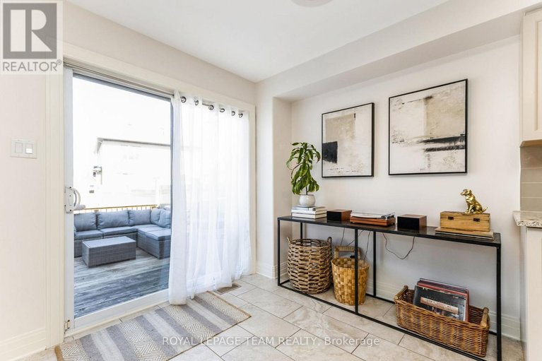 29652358/121-woodhurst-crescent/stittsville-south/ottawa/ontario/K2S0T4_18