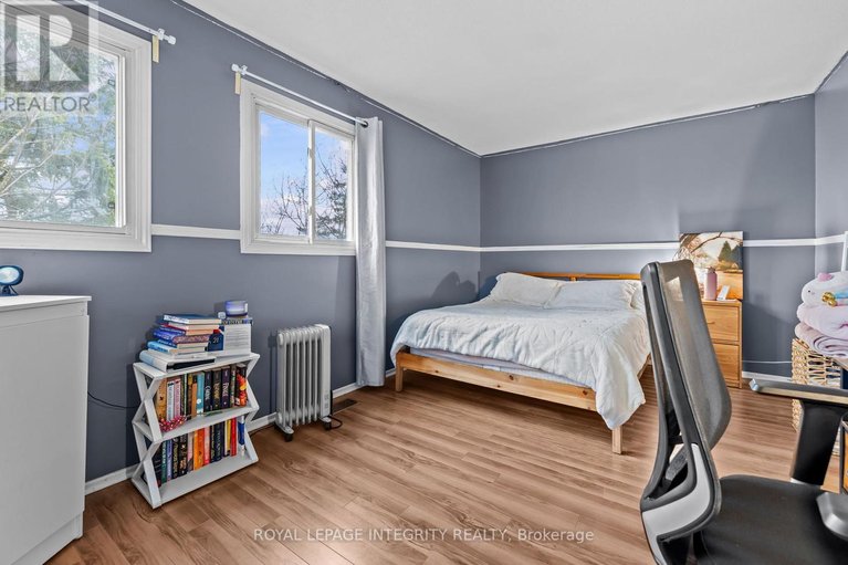 29632019/3565-aladdin-lane/blossom-parkkemp-parkfindlay-creek/ottawa/ontario/K1T1E1_16