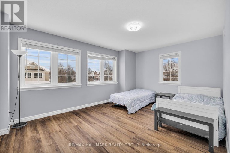 29225790/320-silbrass-private/stonebridge/ottawa/ontario/K2J5M5_39