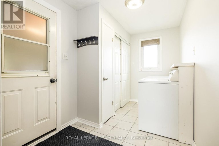 28642297/1234-kinburn-side-road/dunrobin/ottawa/ontario/K0A3M0_33