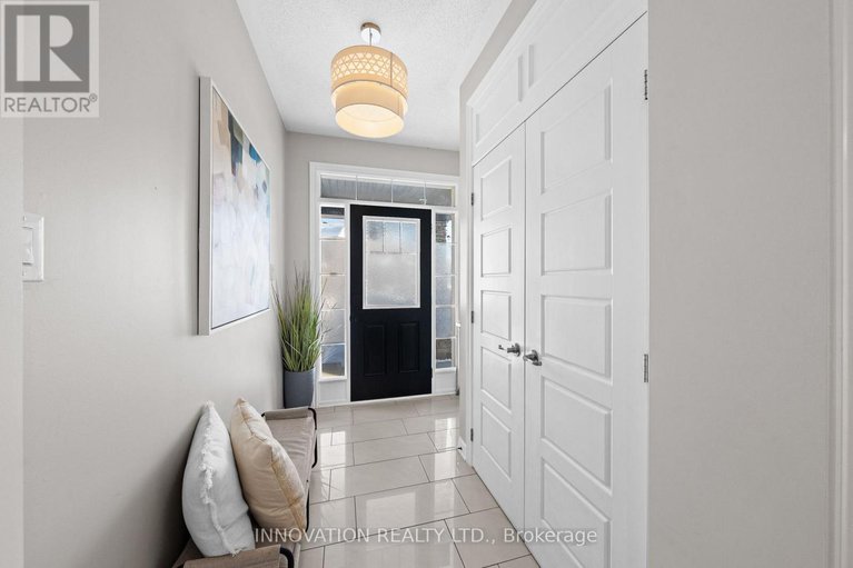 29432296/304-eucalyptus-circle/stittsville-north/ottawa/ontario/K2S0X1_2