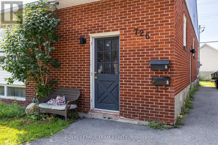 28895850/726-cummings-avenue/castle-heightsrideau-high/ottawa/ontario/K1K2L1_4