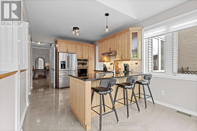 28543683/1591-winterport-way/fallingbrookpineridge/ottawa/ontario/K4A4C2_13