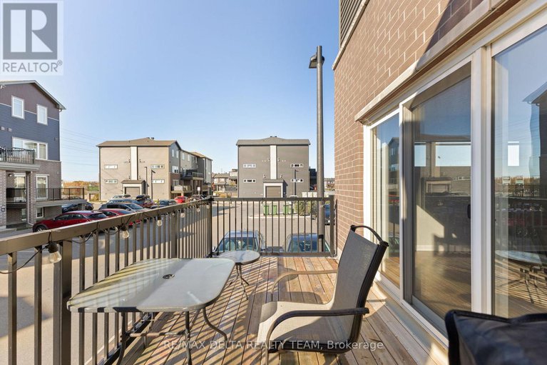 29442240/a-706-amberwing-private/avalon-west/ottawa/ontario/K4A5H5_30