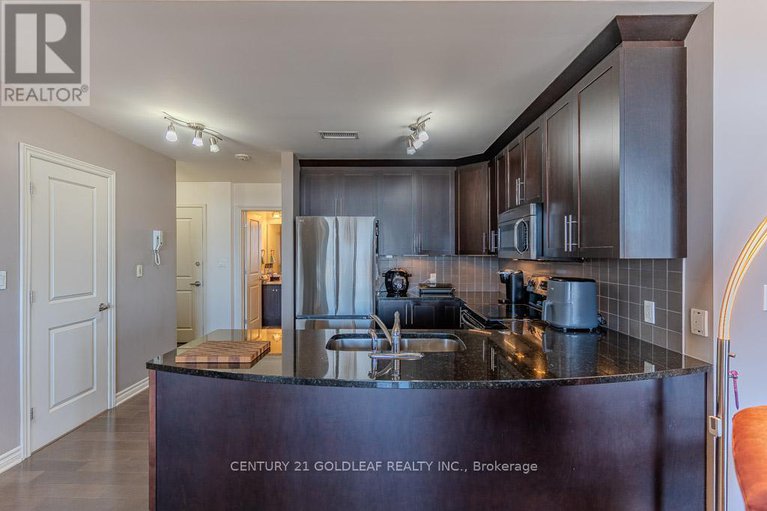 29357837/7-20-prestige-circle/chatelaine-village/ottawa/ontario/K4A0W9_7