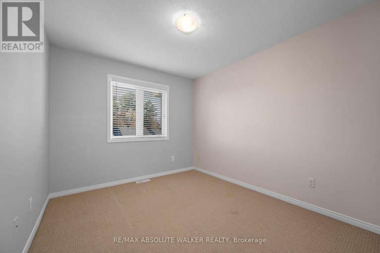 28975991/152-challenge-crescent/springridgeeast-village/ottawa/ontario/K4A0T9_33