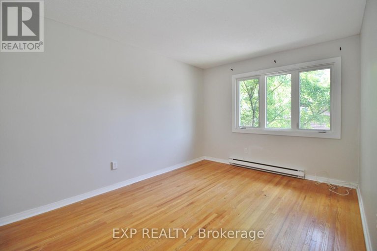 29434596/52-3691-albion-road/sawmill-creektimbermill/ottawa/ontario/K1T1P2_19