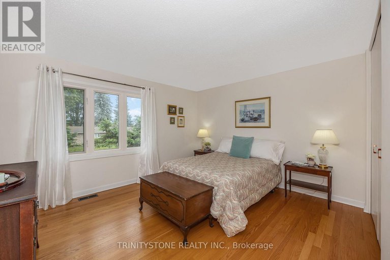 28500513/7-pulford-crescent/bayshore/ottawa/ontario/K2B6L6_26