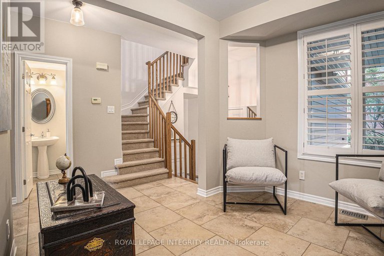 28816368/85-evelyn-powers-private/stittsville-south/ottawa/ontario/K2S0E1_6