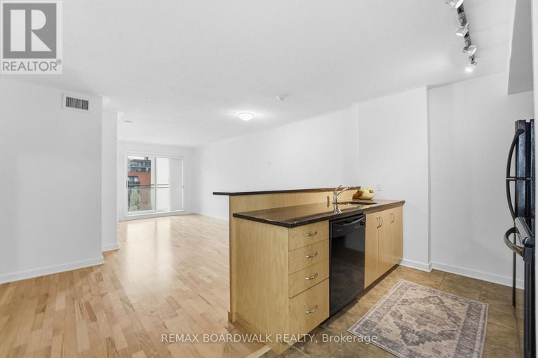 29237986/908-138-somerset-street-w/ottawa-centregolden-triangle/ottawa/ontario/K2P0A3_11