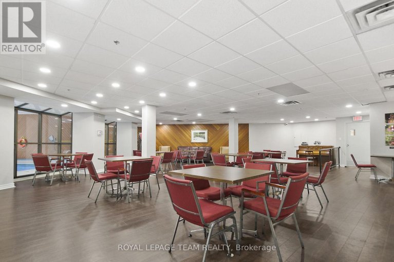 28646653/1103-1025-richmond-road/woodroffe/ottawa/ontario/K2B8G8_31