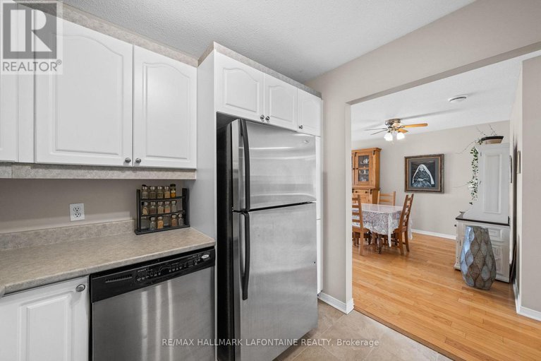 29431132/103-2929-laurier-street/town-of-rockland/clarence-rockland/ontario/K4K1T8_11