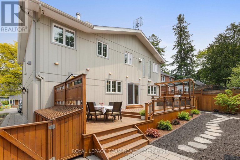 28424968/524-broadview-avenue/mckellarhighland/ottawa/ontario/K2A2L4_32