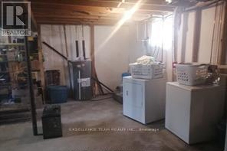 29605196/6803-st-louis-point-road-s/south-glengarry-charlottenburgh-twp/south-glengarry/ontario/K0C2E0_27