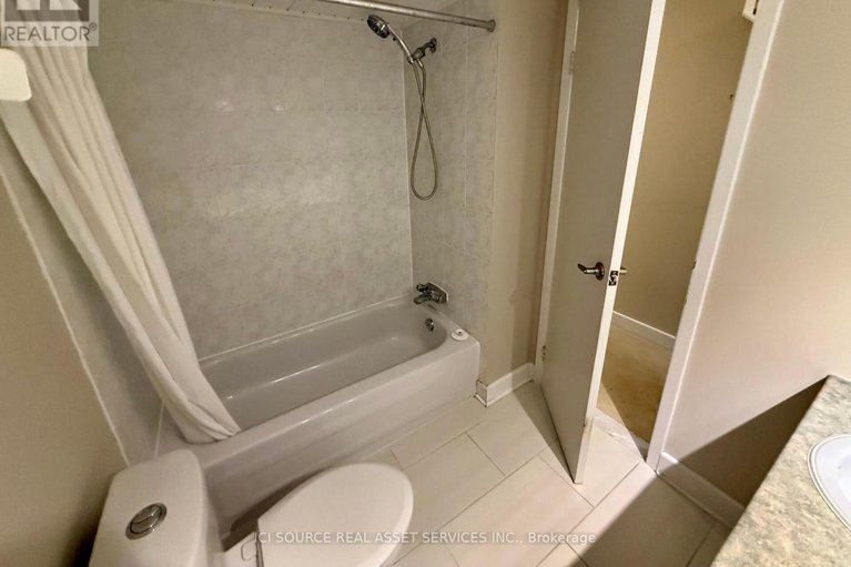 28977582/8-blue-moon-private/manor-park/ottawa/ontario/K1K4K6_14