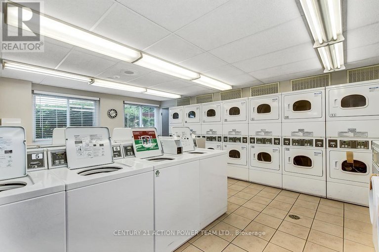 28475189/707-915-elmsmere-road/beacon-hill-south/ottawa/ontario/K1J8H8_15