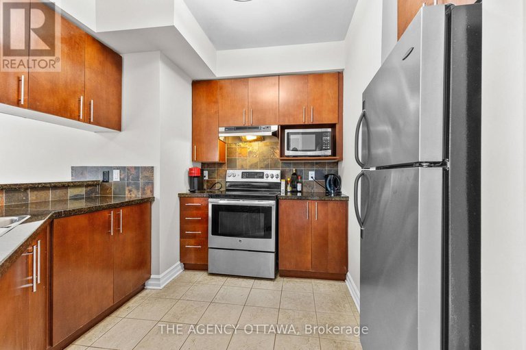 28557147/203-711-churchill-avenue-n/westborohampton-park/ottawa/ontario/K1Z7J9_13