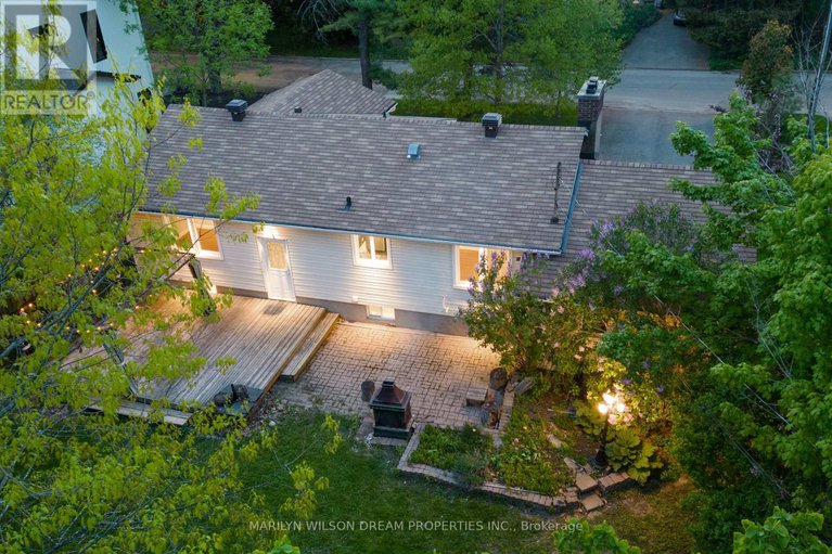 28155106/446-thessaly-circle/alta-vistafaircrest-heights/ottawa/ontario/K1H5W5_40