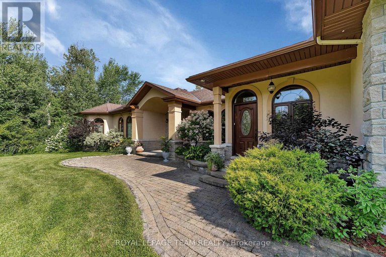 29445579/104-sentinel-pine-way/huntley-ward-south-east/ottawa/ontario/K0A1L0_85