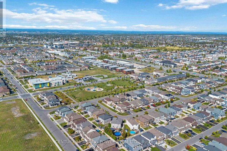 28874654/54-malachigan-crescent/avalon-west/ottawa/ontario/K4A1G6_46
