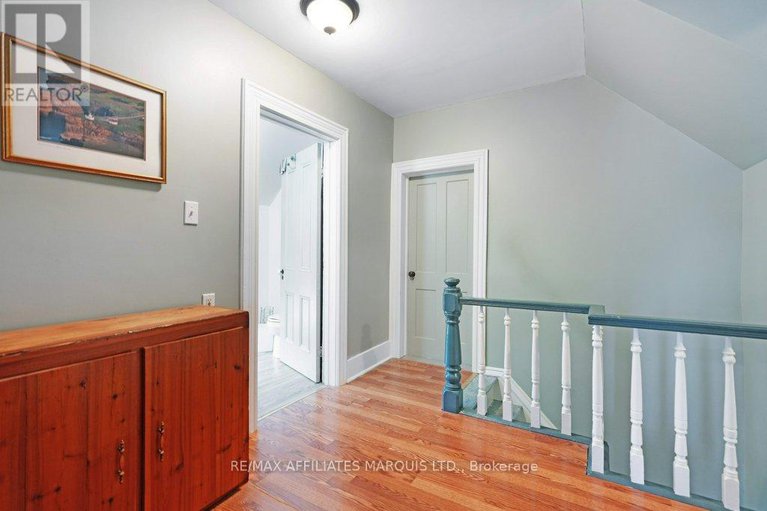 29017796/27-marlborough-street/maxville/north-glengarry/ontario/K0C1T0_31