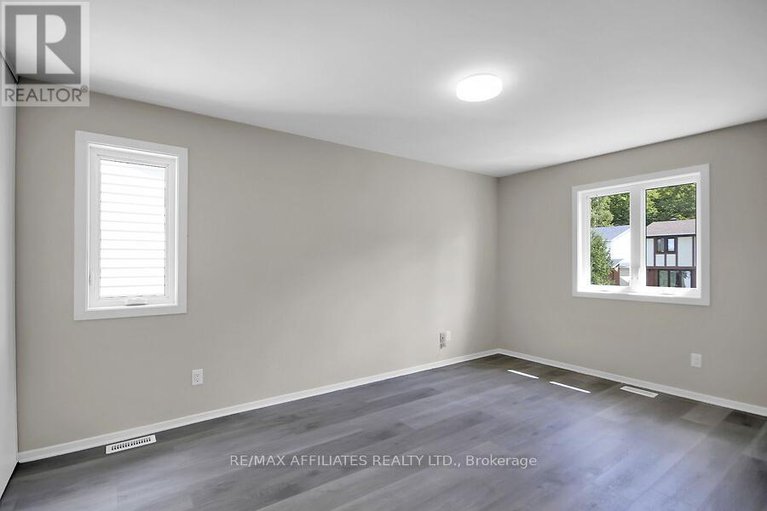 28822607/23-tamblyn-crescent/katimavik/ottawa/ontario/K2L3A5_24