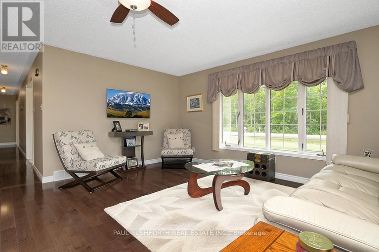 28756527/3285-magladry-road/sarsfieldbearbrook/ottawa/ontario/K4B1J1_6
